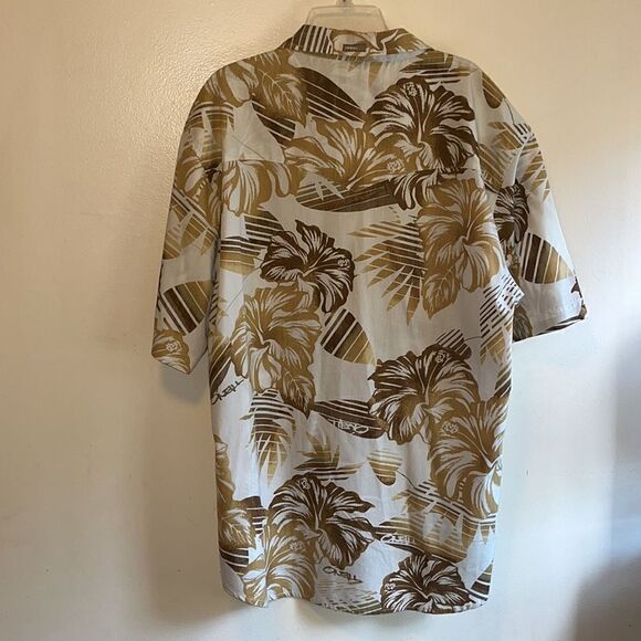 EXCELLENT CONDITION MEN’S LARGE O’NEILL SHORT-SLEEVED BUTTON DOWN SHIRT - Picture 5 of 7